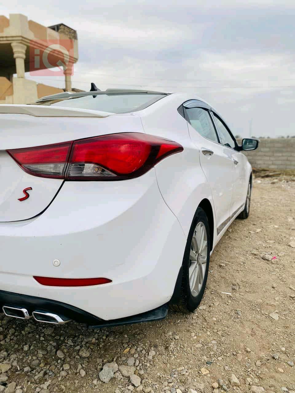 هیوندای ئەلەنترا